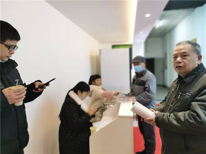 四川中青旅綿陽分社、綿陽市中旅假日旅行社、綿陽自來文化傳播有限公司24H自助售貨服務(wù)盛大開業(yè)